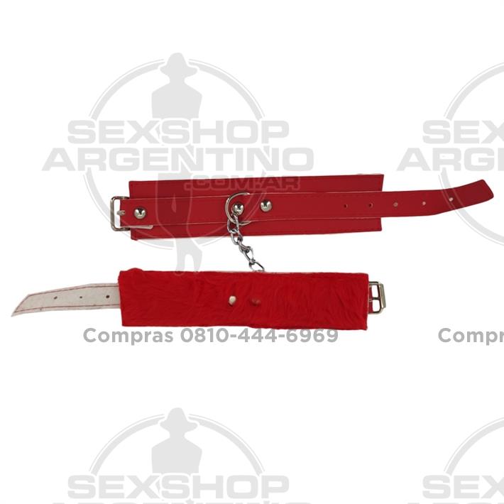 Kit de ecocuero rojo con latigo, mordaza, esposas y antifaz