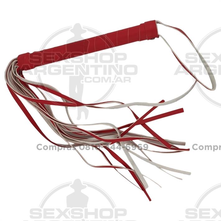 Kit de ecocuero rojo con latigo, mordaza, esposas y antifaz