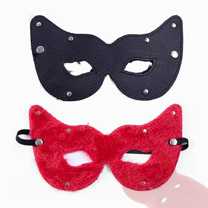  Antifaz con vista gato negro con peluche rojo 
