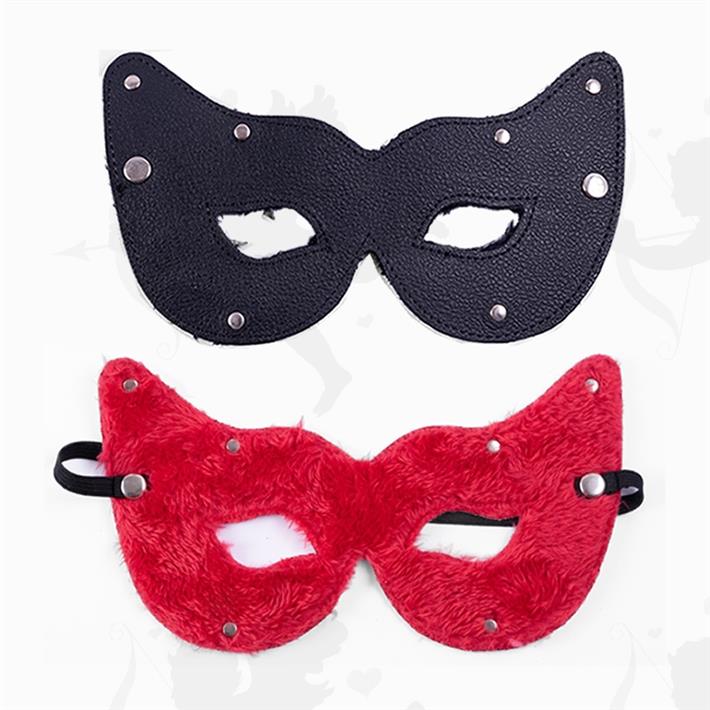 Antifaz con vista gato negro con peluche rojo