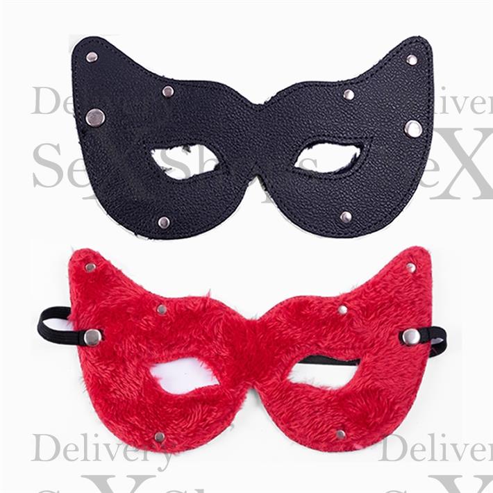  Antifaz con vista gato negro con peluche rojo 