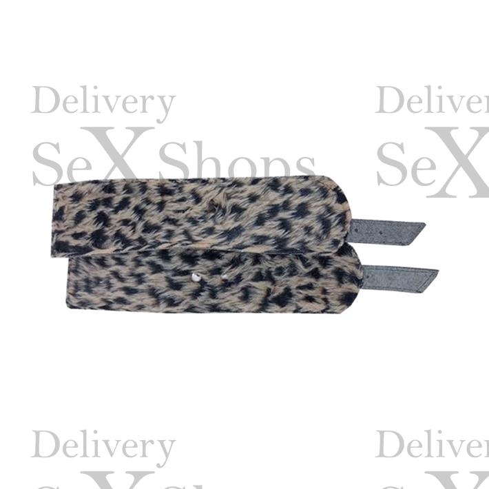 Esposas Negras Simples Con Mosqueton Y Peluche Animal Print