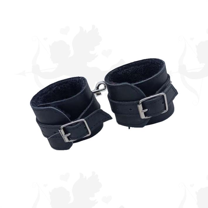 Esposas Negras Simples Con Mosqueton Y Peluche Negro