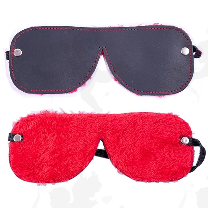 Antifaz negro con peluche rojo