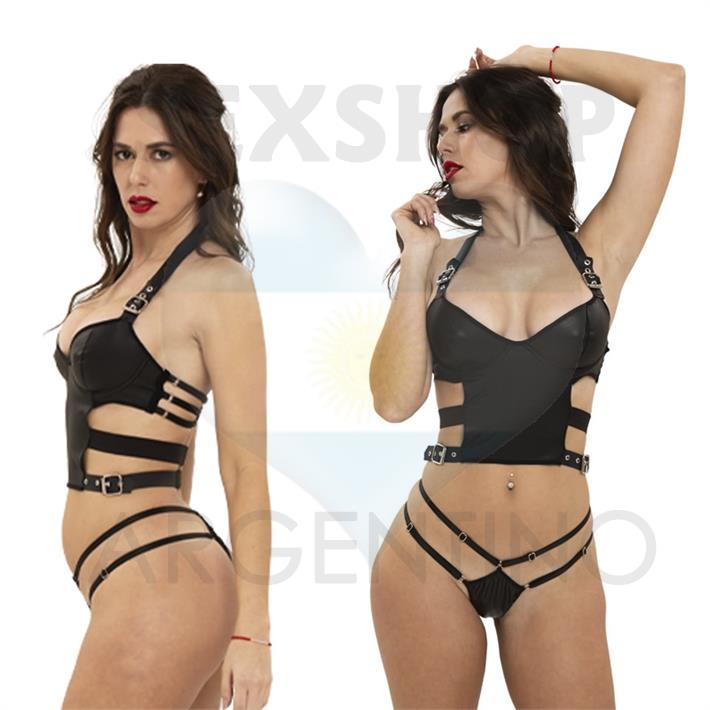 Top de Eco Cuero con Puntilla