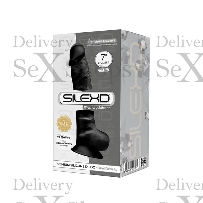 Dildo Negro Premium Real Skin Model 1 con ventosa de 18 centimetros