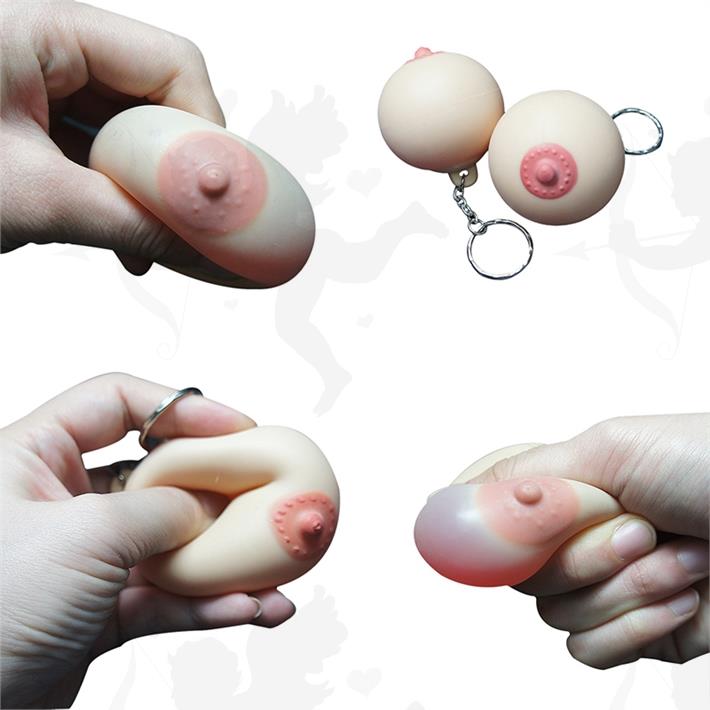 Llavero con forma de teta pellizcable