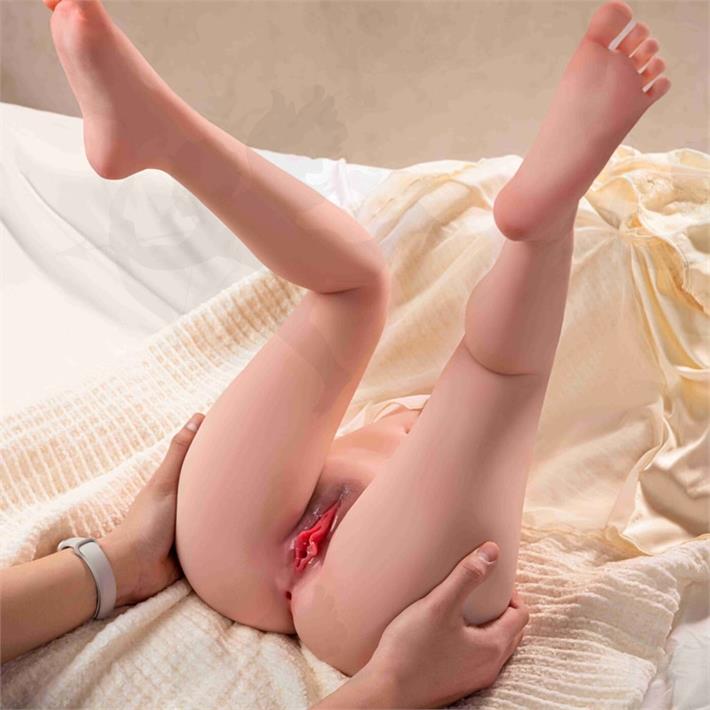 Semi Torso Realista Con piernas articulables – 9.5 KG