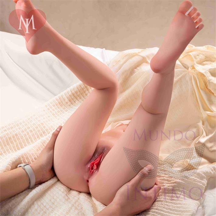 Semi Torso Realista Con piernas articulables – 9.5 KG